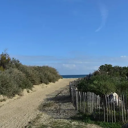 Les Goelettes - En Rdc Avec Acces Direct A La Saint-Cyprien (Pyrenees-Orientales)