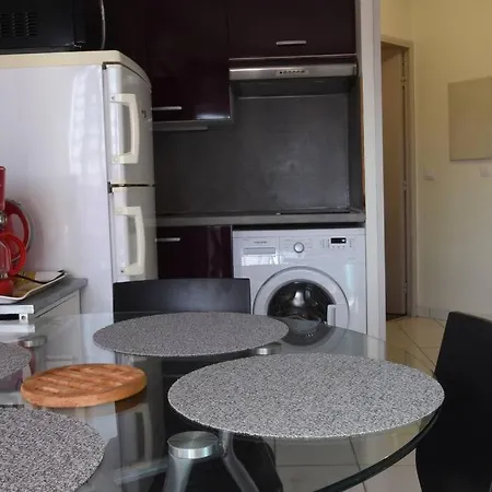 Les Goelettes - En Rdc Avec Acces Direct A La Saint-Cyprien (Pyrenees-Orientales)